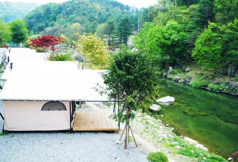 פנסיון Gapyeong Yongsu Greenland Glamping