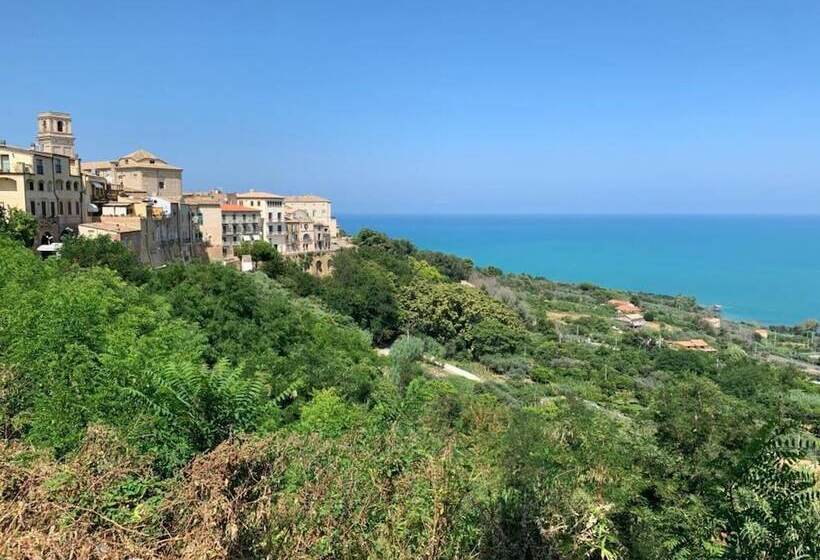 レジデンス Captivating House In Palmoli Sleeps 2 Plus 2