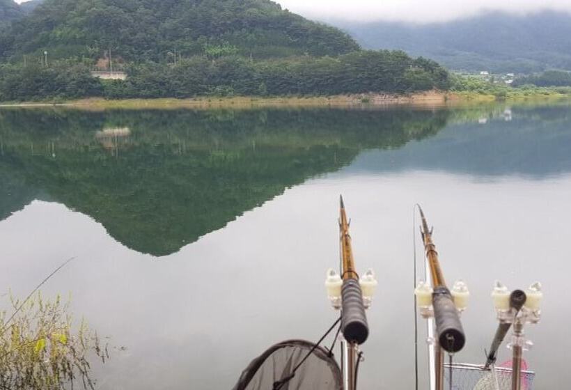 Hwacheon Pension Au