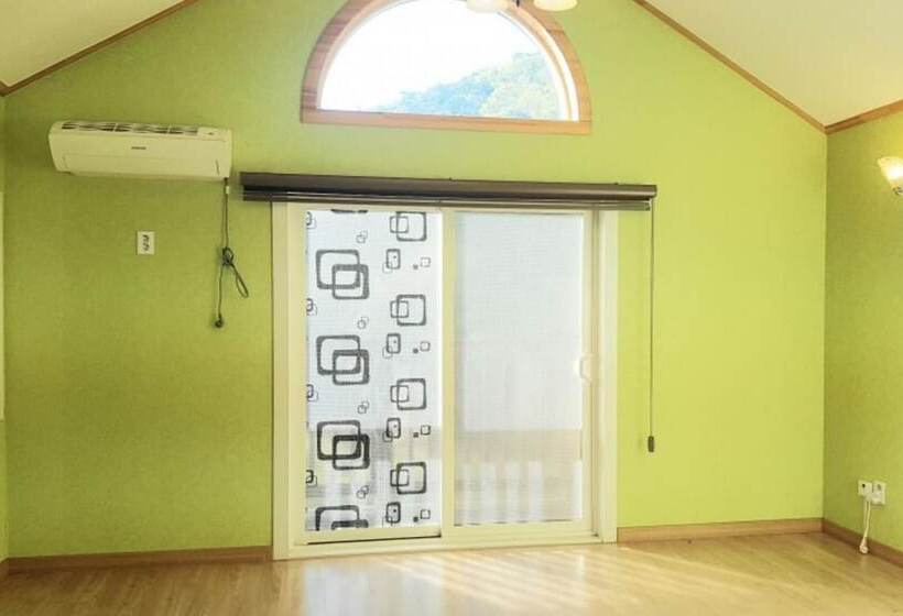 Jecheon Hakyeon Healing Pension