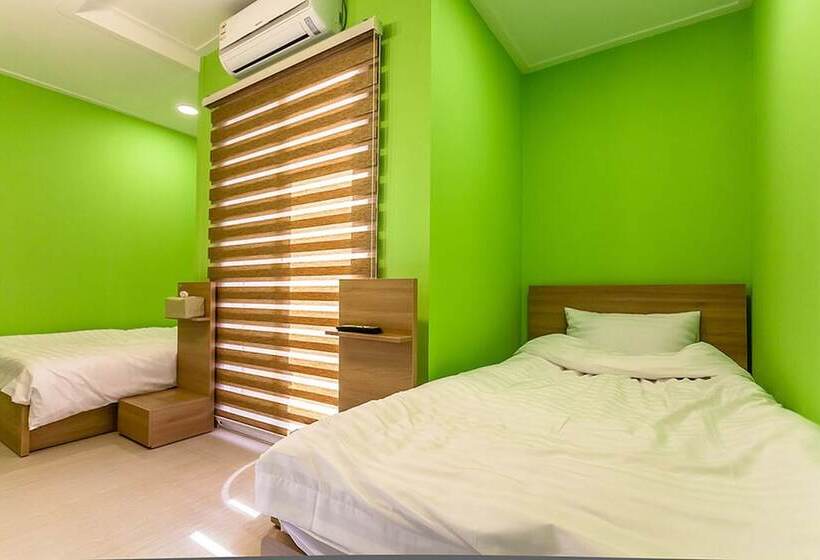 بنسيون Bonghwa Chunyangmok Hostel