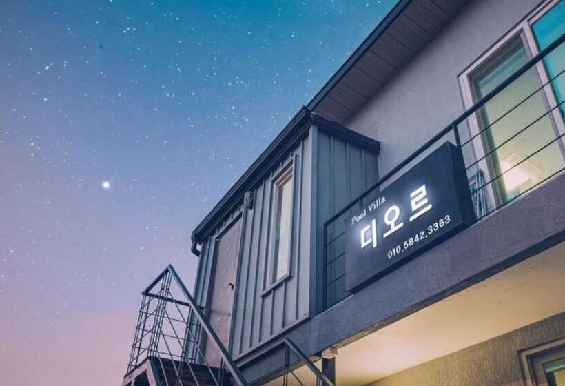 Pensione Gapyeong Dior Pool Villa