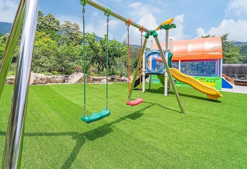膳宿费 Gapyeong Pogny Kids Poolvilla