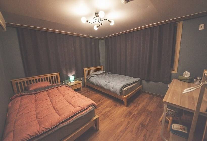 بنسيون Geojedo Gbro Guest House