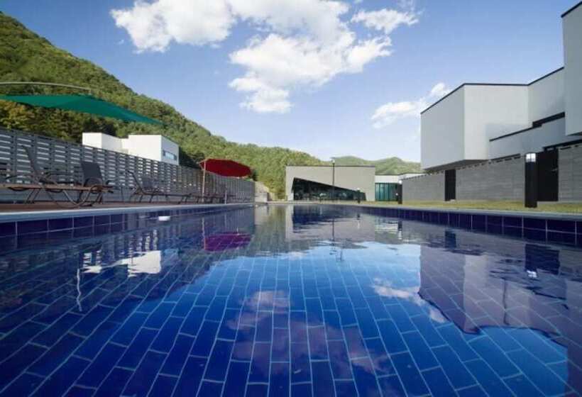 פנסיון Hongcheon Uno House Pool Villa