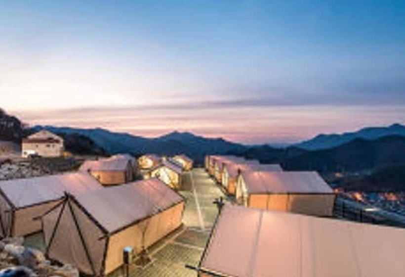 ペンション Muju Ppalgang Chima Resort Glamping