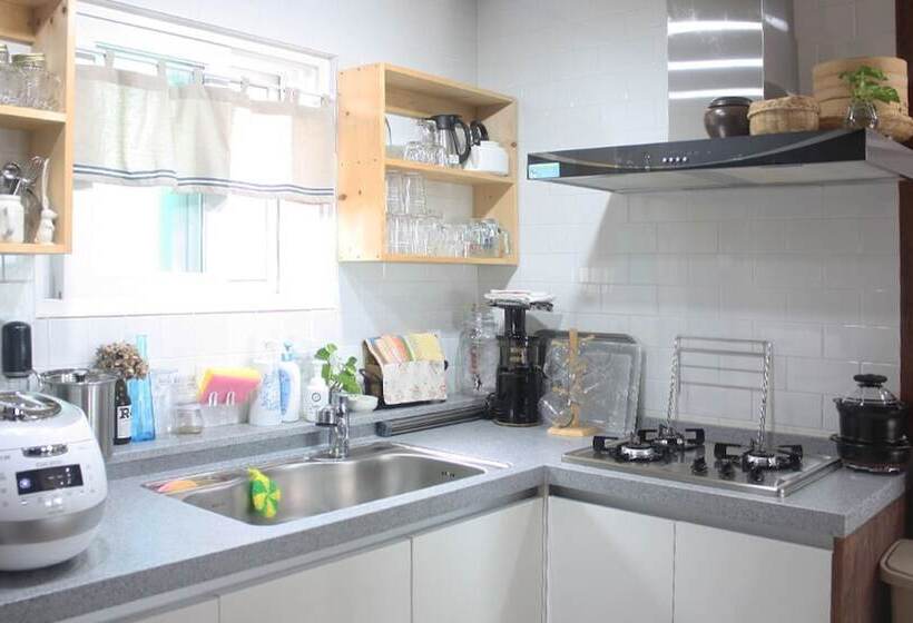 بنسيون Namhae Guest House Mi