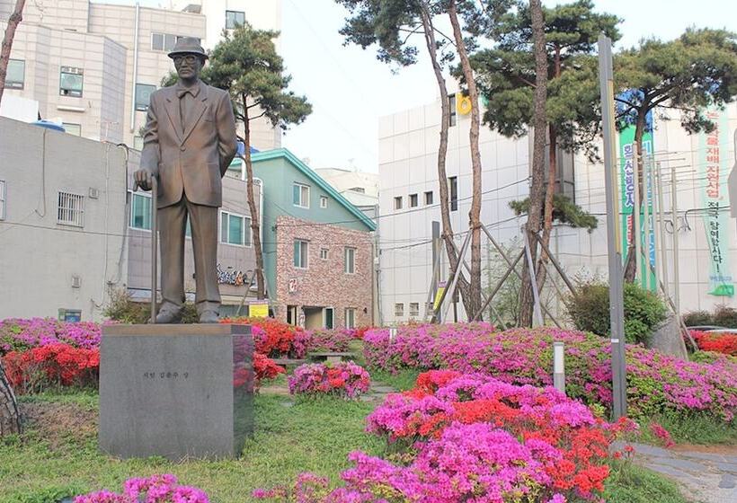 Pension (Hôtel basse catégorie) Tongyeong Semiee Guest House