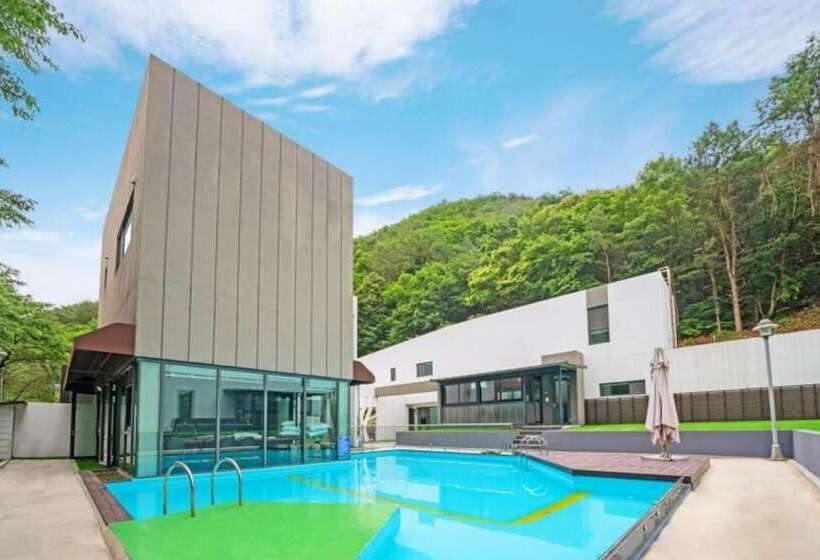 ペンション Yangpyeong Uno House Pool Villa