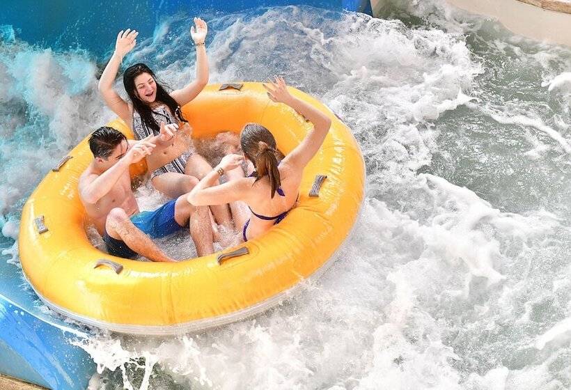 فندق Great Wolf Lodge Manteca