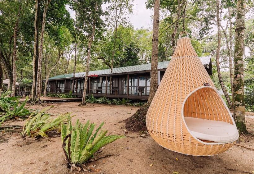 فندق Roxy Telok Serabang