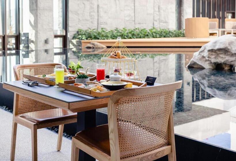 هتل Samiling Resort