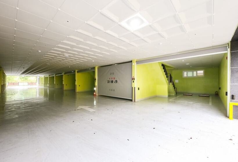 汽车旅馆  Eumseong Jabara Drivein