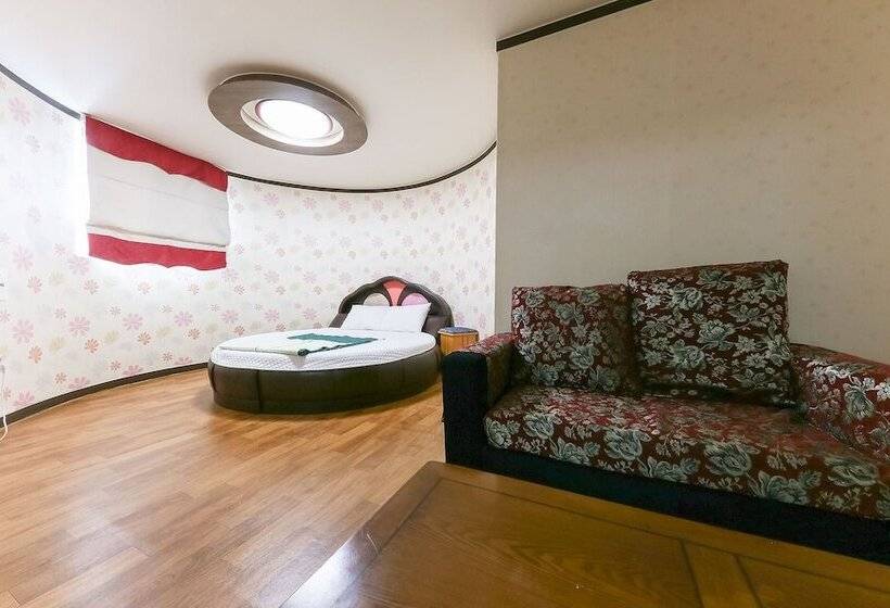 Мотель Geumsan Tomato