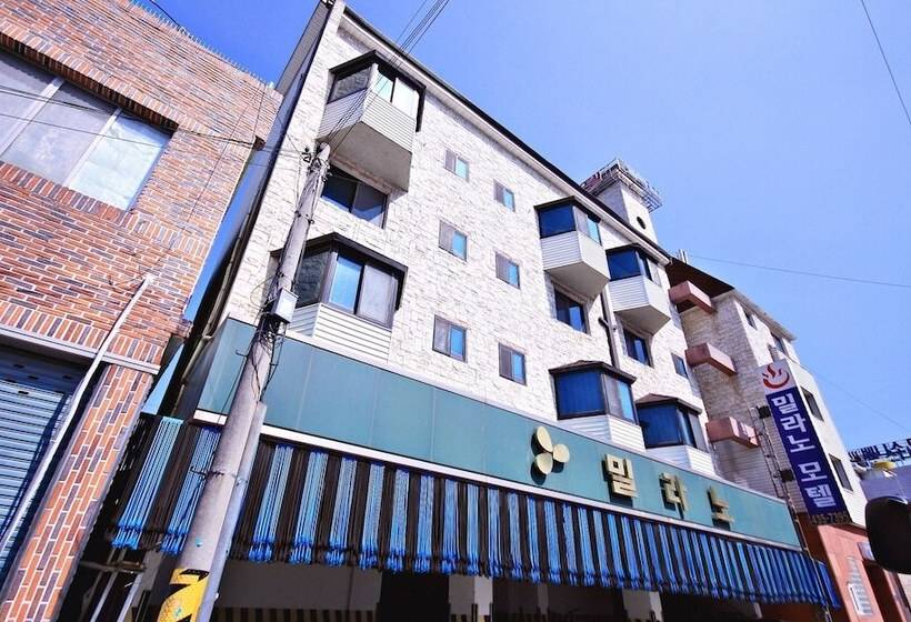 فندق على الطريق Gimcheon Milano