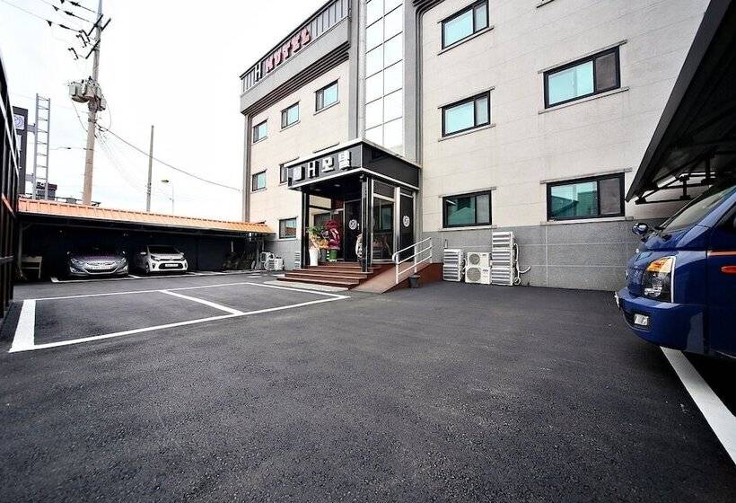 فندق على الطريق Gunsan H