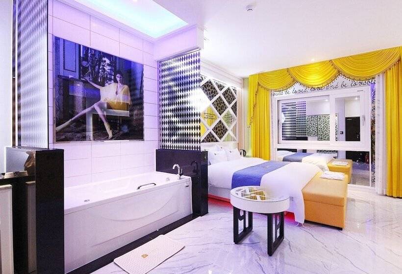 فندق على الطريق Mungyeong Myeongpum Hotel Geonilla