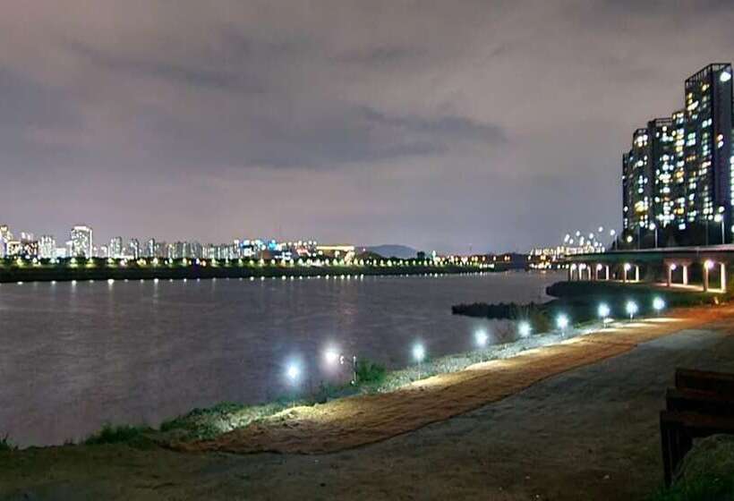 モーテル Namyangju River Beach