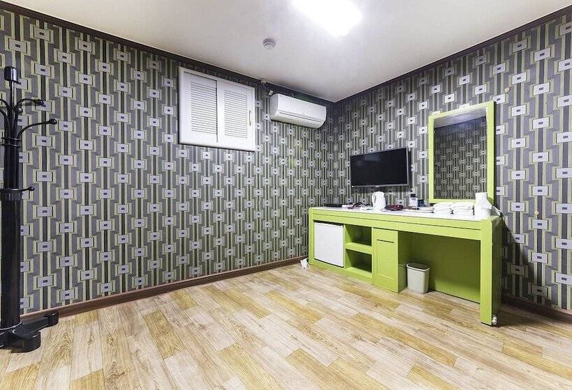 מוטל Paju Java