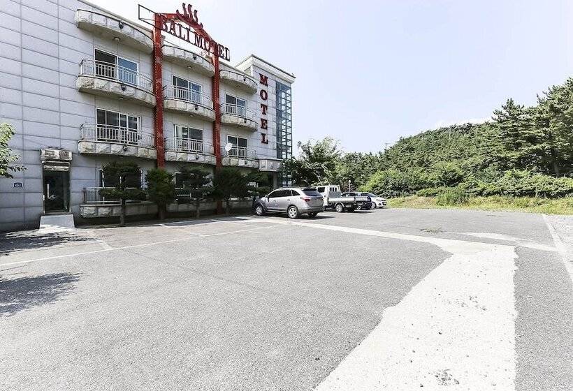 Motel Taean Bali