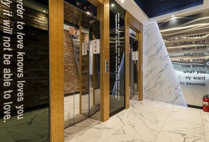 モーテル Tongyeong Hotel Opera