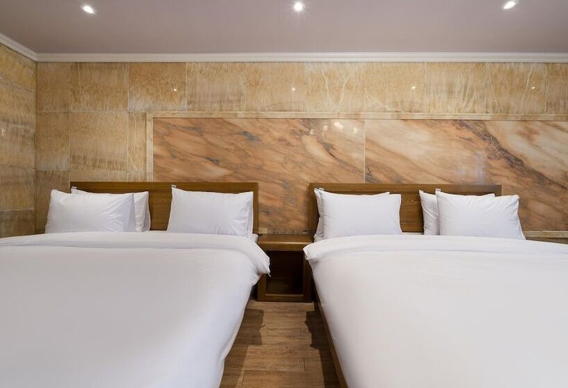 モーテル Tongyeong Hotel Opera