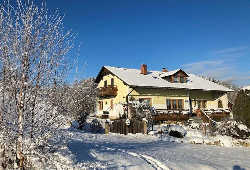펜션 Gästehaus Huber