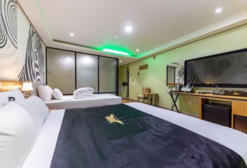 Taean Hana Motel