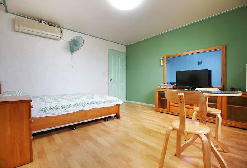 Taean  Seohae Motel