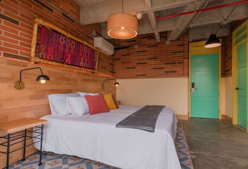 هاستل Masaya Medellin