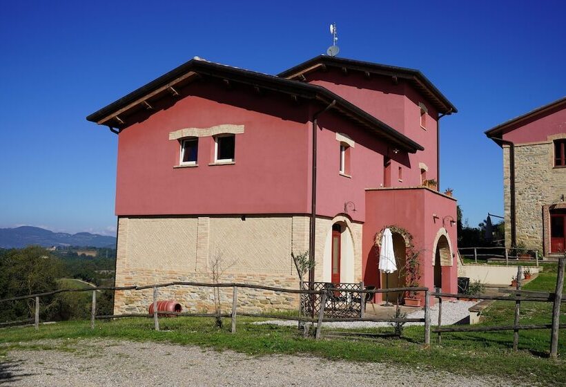 مبيت وإفطار Agriturismo Il Sarale   Umbria