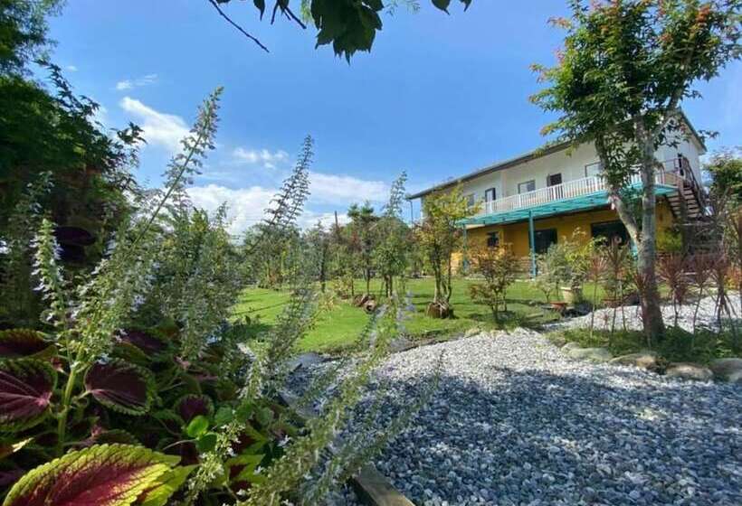 تختخواب و صبحانه Le Miel