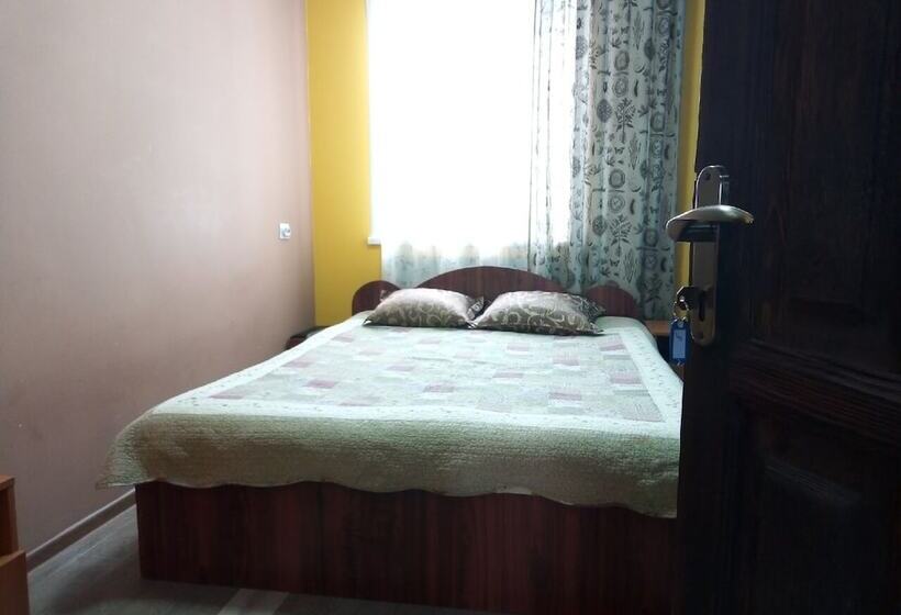 Etno Hostel
