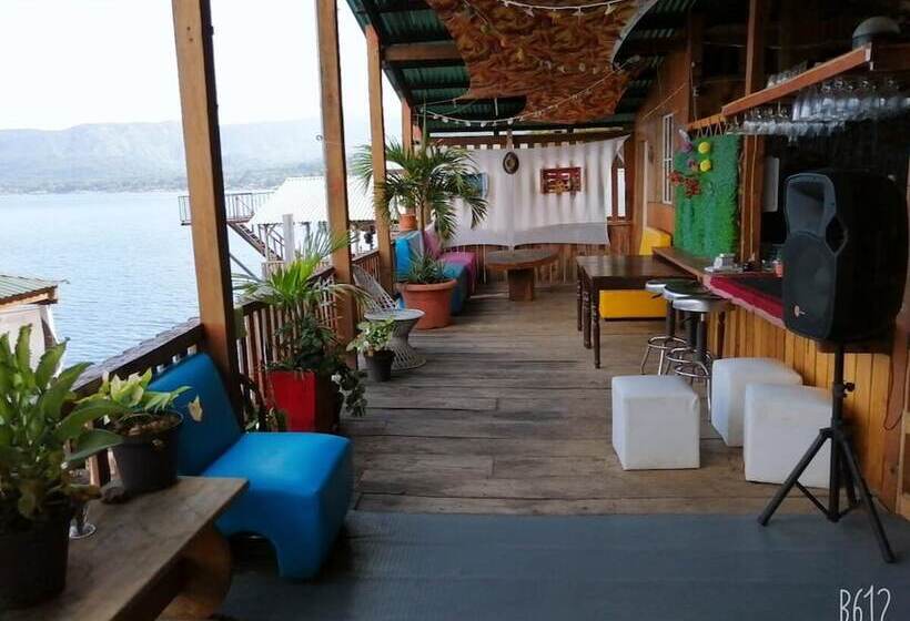 Hostal & Restaurante Bar Xtream