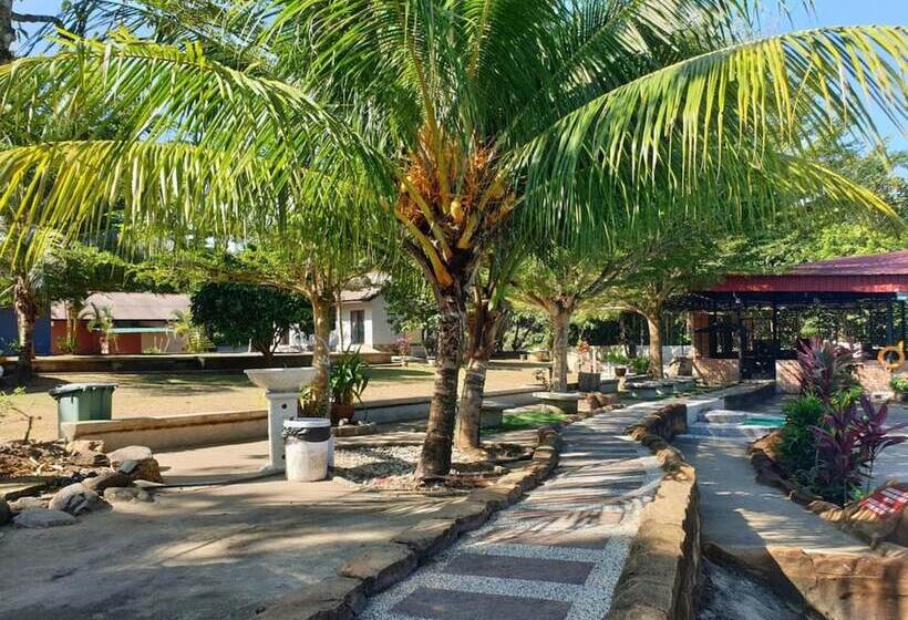 酒店 Alang Kenari Resort