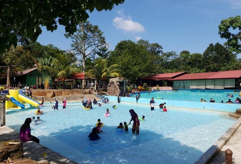 酒店 Alang Kenari Resort