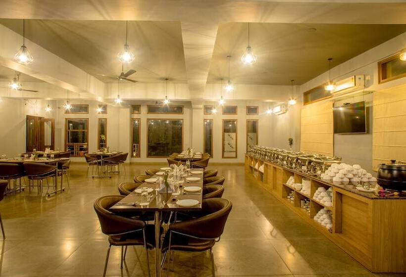 فندق Beyond Stay Vasanava Resort Corbett