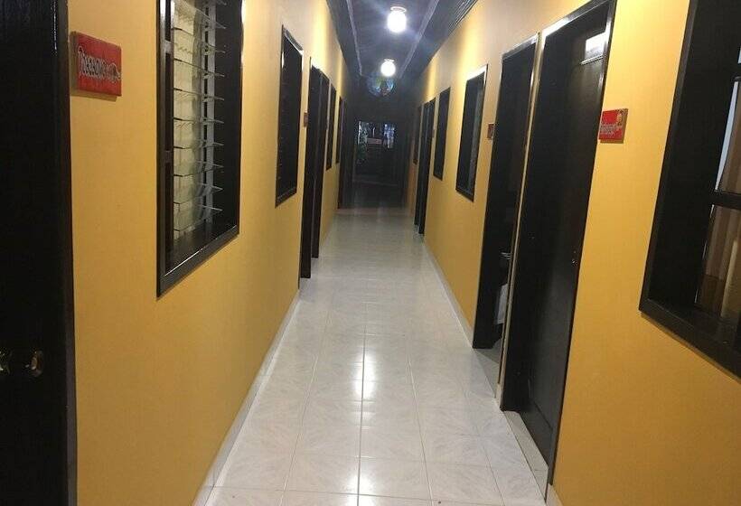 فندق Buganvilia