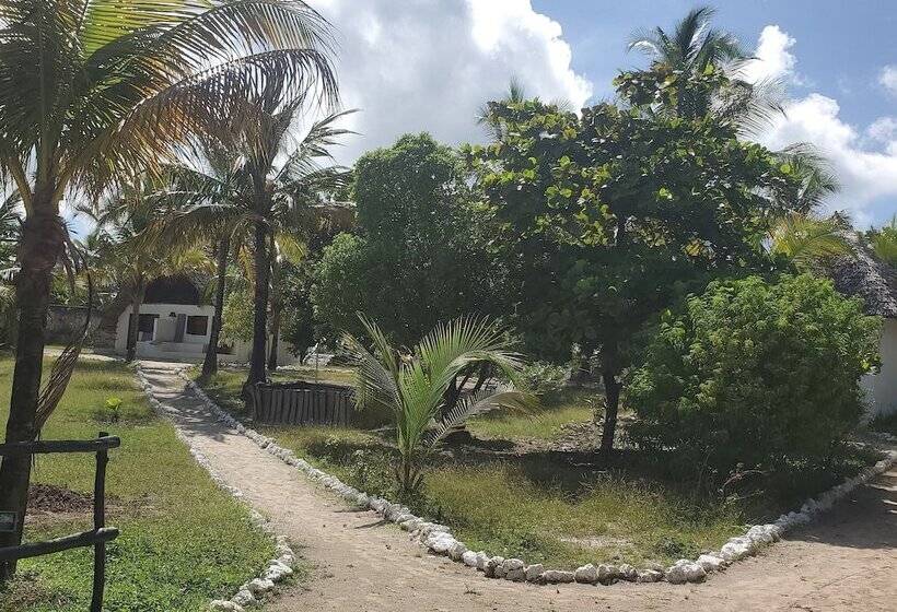 فندق Kilimani Kwetu Beach