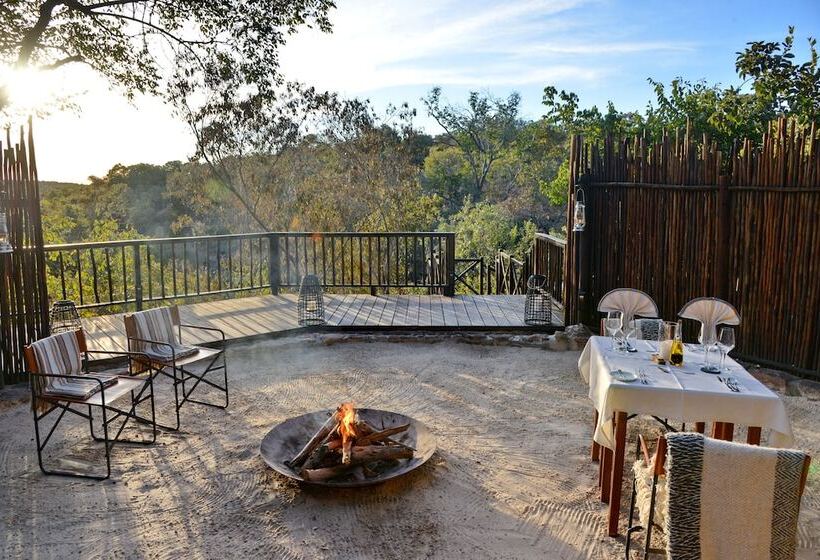 Отель Laluka Safari Lodge
