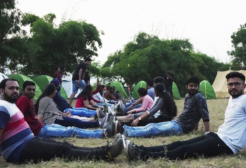 호텔 Moustache Kamp Kalakund
