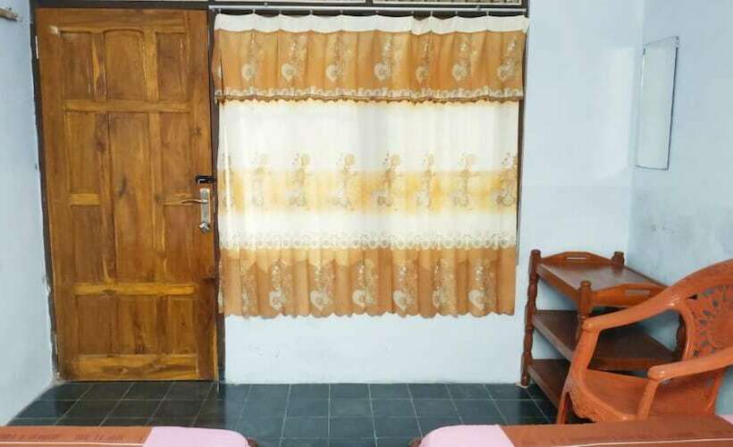 בית מלון כפרי Pondok Wisata Jati Diri Jatijajar Syariah