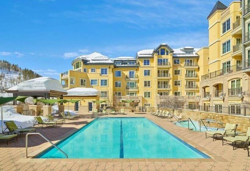 Отель Vail Ritz Carlton 2 Bed