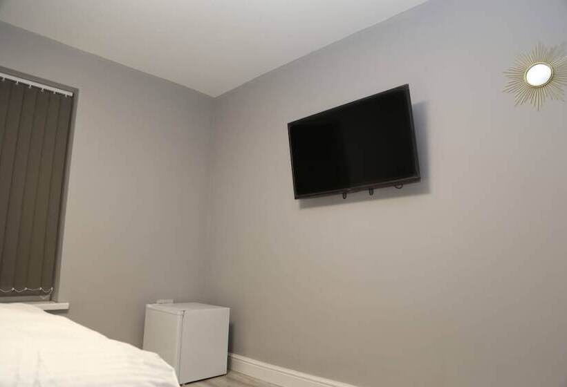 Пансион Room In House   Aa Guest Room5