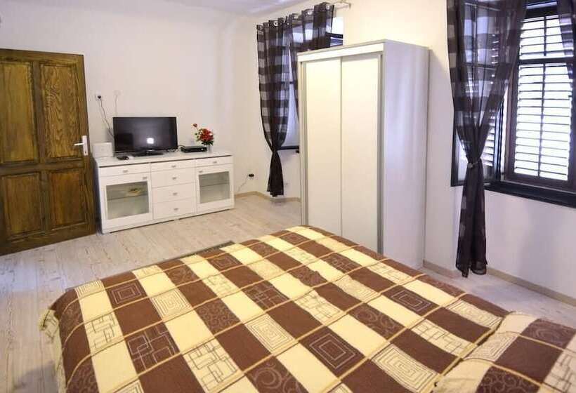 ペンション Studio In