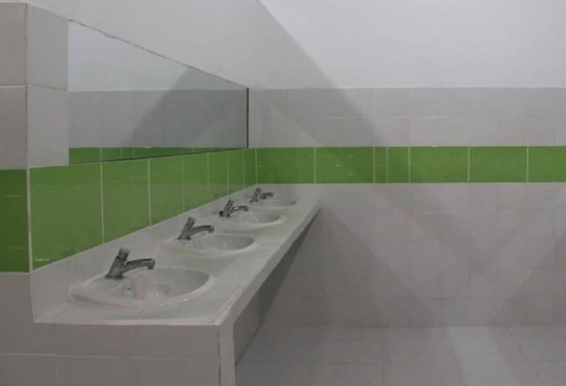 Shalom   Hostel