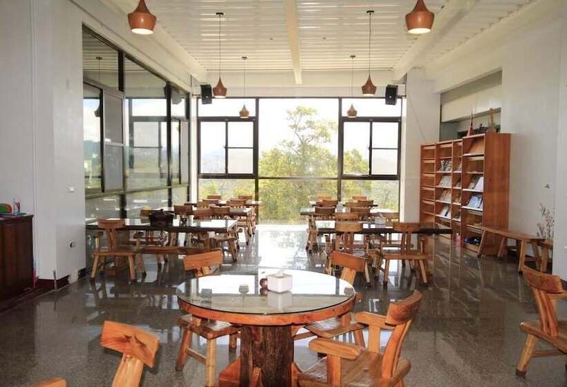 تختخواب و صبحانه Sanyi Ju Xiang Minsu