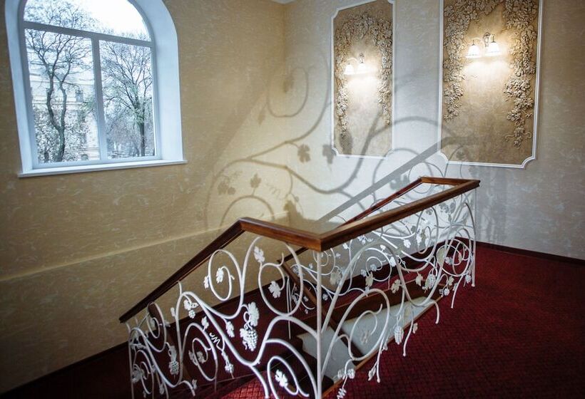 Bessarabia   Hostel