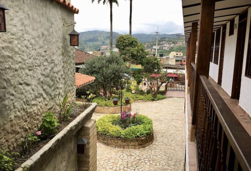 هتل Casona Del Virrey