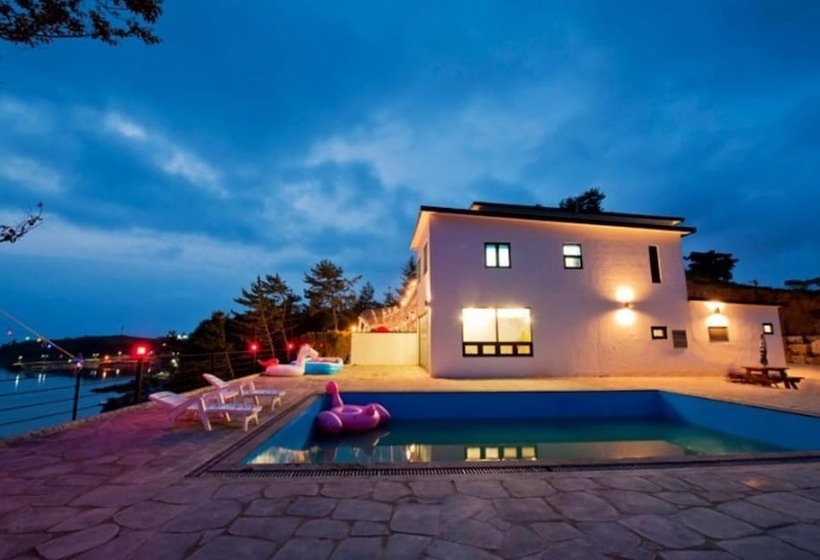 酒店 Goheung Geogeum Island Pension
